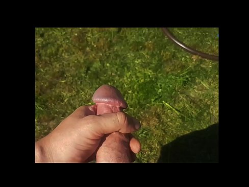❤️ Hot Hottie bekommt ihre rosa Pussy gefickt und spritzt in einem Sommergarten ab Super sex bei de.goodseller.top ❌❤